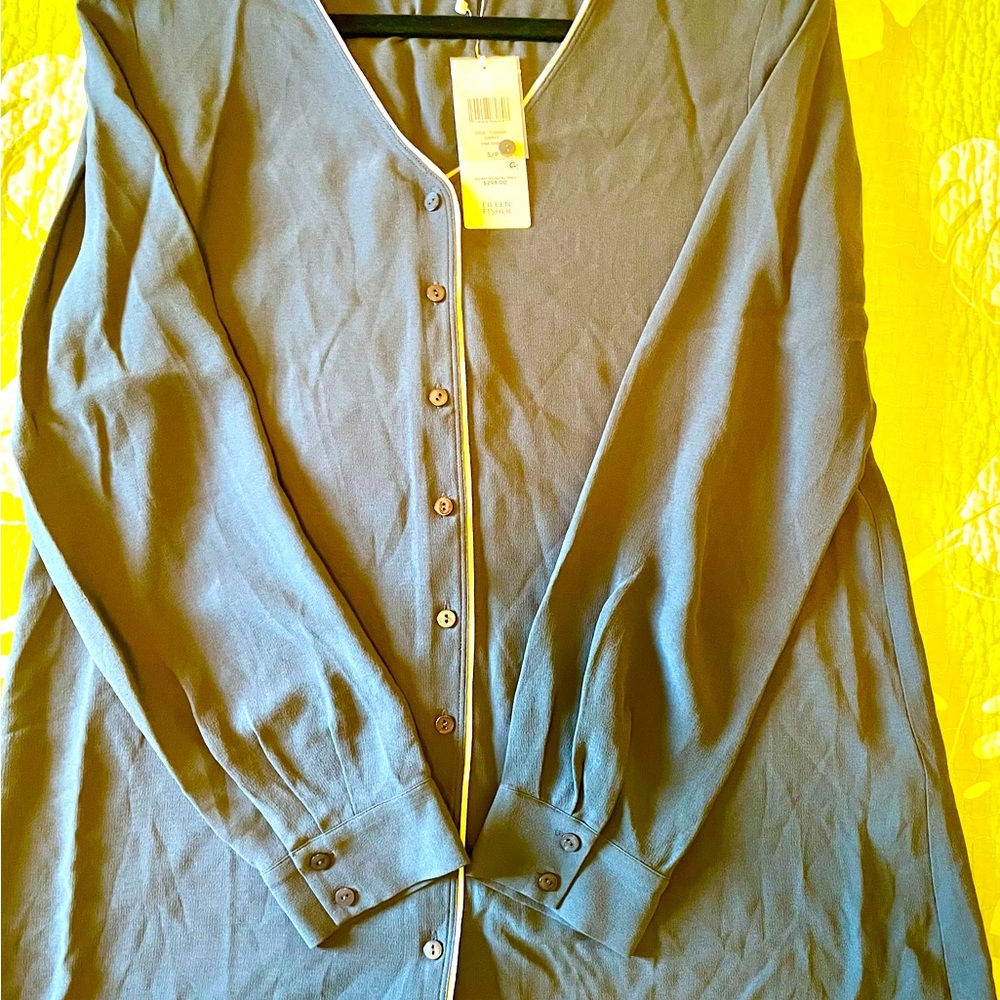 Eileen Fisher Vneck Blouse Gray with White Piping NWT S/P